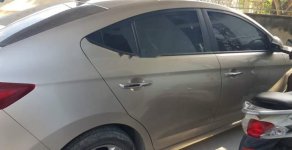 Hyundai Elantra 2017 - Cần bán gấp Hyundai Elantra 2017, màu bạc, giá tốt giá 640 triệu tại Nam Định
