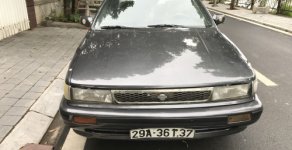 Nissan Bluebird  2.0 MT  1992 - Cần bán Nissan Bluebird 2.0 MT năm sản xuất 1992, màu xám giá 79 triệu tại Vĩnh Phúc