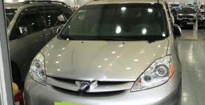 Toyota Sienna LE 2008 - Bán Toyota Sienna LE đời 2008, màu bạc, xe nhập, 710 triệu giá 710 triệu tại Tp.HCM