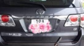 Toyota Fortuner 2013 - Bán xe Toyota Fortuner đời 2013, màu xám chính chủ giá 745 triệu tại Nam Định