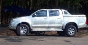 Toyota Hilux 2011 - Bán Toyota Hilux sản xuất năm 2011, màu bạc, nhập khẩu nguyên chiếc Thái Lan giá 425 triệu tại Bình Phước