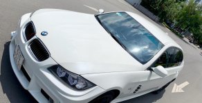BMW 3 Series 325i 2011 - Bán BMW 325i ĐK 2011, nhà mua mới trùm mền ít đi loại cao cấp, hàng full giá 495 triệu tại Tp.HCM