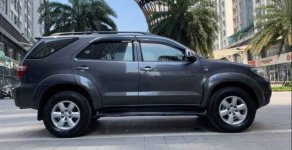 Toyota Fortuner   G   2010 - Bán Toyota Fortuner G đời 2010, màu xám xe gia đình giá 605 triệu tại Hà Nội