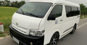 Toyota Hiace 2006 - Cần bán gấp Toyota Hiace năm sản xuất 2006, màu trắng  giá 235 triệu tại Phú Yên