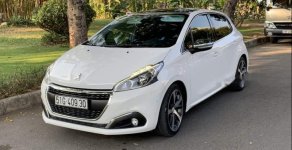 Cần bán xe Peugeot 208 đời 2015, màu trắng, xe nhập, 700 triệu giá 700 triệu tại Tp.HCM