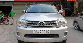 Toyota Fortuner V 2010 - Bán Toyota Fortuner V đời 2010, màu bạc số tự động, giá chỉ 495 triệu giá 495 triệu tại Hà Nội