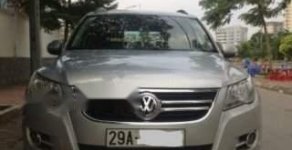 Volkswagen Tiguan   2010 - Bán ô tô Volkswagen Tiguan đời 2010, màu bạc, giá tốt giá 545 triệu tại Hà Nội