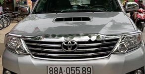 Toyota Fortuner 2.5G 2013 - Cần bán gấp Toyota Fortuner 2.5G năm sản xuất 2013, màu bạc xe gia đình, giá chỉ 730 triệu giá 730 triệu tại Vĩnh Phúc