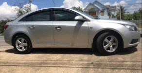 Chevrolet Cruze MT 2011 - Bán Chevrolet Cruze MT năm 2011, màu bạc xe gia đình giá 306 triệu tại Bình Dương