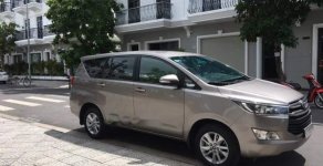 Toyota Innova 2017 - Bán Toyota Innova năm sản xuất 2017, màu xám xe gia đình giá 660 triệu tại Vĩnh Long