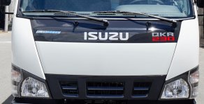 Isuzu QKR 2018 - Xe tải Isuzu 2T2 thùng kín dài 3m5, giá tốt nhất thị trường giá 468 triệu tại Tp.HCM