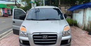 Hyundai Grand Starex 2006 - Cần bán gấp Hyundai Grand Starex 2006, màu bạc, xe nhập giá 165 triệu tại Tp.HCM