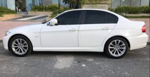 BMW 3 Series 320i 2011 - Cần bán lại xe BMW 3 Series 320i sản xuất 2011, màu trắng, nhập khẩu nguyên chiếc, 500tr giá 500 triệu tại Tp.HCM