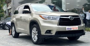 Toyota Highlander 2016 - Bán Toyota Highlander sản xuất 2016, màu vàng cát nhập khẩu Mỹ giá 1 tỷ 800 tr tại Hà Nội