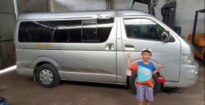 Toyota Hiace   2009 - Bán ô tô Toyota Hiace đời 2009, màu bạc, máy xăng đăng ký 10 chỗ giá 250 triệu tại Đồng Nai