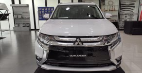 Mitsubishi Outlander 2019 - Bán xe Mitsubishi Outlander trắng 2019. Giá 785 triệu giá 785 triệu tại Lào Cai