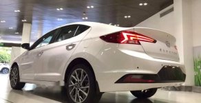 Hyundai Elantra   2019 - Cần bán xe Hyundai Elantra đời 2019, màu trắng, giá tốt giá 580 triệu tại Quảng Nam