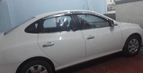 Hyundai Elantra 2011 - Chính chủ bán xe Hyundai Elantra sản xuất 2011, màu trắng giá 320 triệu tại Kon Tum