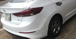 Hyundai Elantra 2017 - Bán xe Hyundai Elantra sản xuất 2017, màu trắng số sàn giá 465 triệu tại Gia Lai