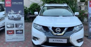 Nissan X trail 2.5 SV 4WD 2018 - Bán Nissan X trail 2.5 SV 4WD sản xuất năm 2018, màu trắng giá 1 tỷ 23 tr tại Hà Tĩnh