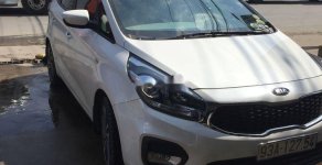 Kia Rondo   2018 - Cần bán xe Kia Rondo đời 2018, màu trắng, bảo dưỡng định kỳ giá 590 triệu tại Bình Phước