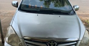 Toyota Innova   2010 - Bán Toyota Innova sản xuất năm 2010, màu bạc xe gia đình đi giá 335 triệu tại Điện Biên