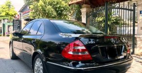 Mercedes-Benz E class E200 2004 - Bán ô tô Mercedes E200 năm 2004, màu đen giá 320 triệu tại Hà Nội