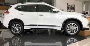 Nissan X trail SV 2018 - Bán Nissan X trail SV (2 cầu AT) năm sản xuất 2018, màu trắng duy nhất 1 xe giảm 100 triệu giá 923 triệu tại Đà Nẵng