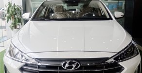 Hyundai Elantra 2019 - Cần bán Hyundai Elantra sản xuất 2019, màu trắng giá 555 triệu tại Thanh Hóa