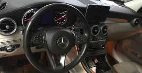 Mercedes-Benz GLC-Class 2017 - Bán GLC 250 sx 2017 đẳng cấp, tình trạng như mới giá 1 tỷ 700 tr tại Hà Nội