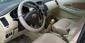 Toyota Innova J 2008 - Cần bán gấp Toyota Innova J năm 2008 xe gia đình, giá tốt giá 200 triệu tại Nghệ An