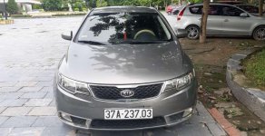 Kia Forte 2011 - Bán Kia Forte sản xuất 2011, màu xám, xe gia đình giá 320 triệu tại Nghệ An