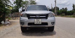 Ford Ranger 2009 - Cần bán Ford Ranger 2009 2 cầu, màu bạc, xe nhập giá 320 triệu tại Quảng Ngãi