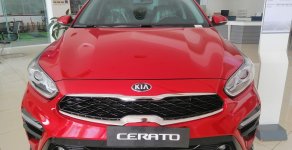 Kia Cerato 2019 - Bán Kia Cerato 2019 màu đỏ, đưa trước 175 triệu nhận xe + 1 năm BHTV giá 559 triệu tại Gia Lai