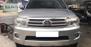 Toyota Fortuner V 2009 - Cần bán gấp Fortuner 9/2009 máy xăng full option giá 448 triệu tại Tp.HCM