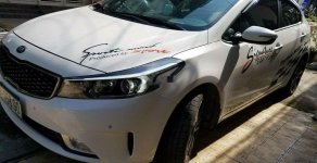 Kia Cerato   2.0     2018 - Bán Kia Cerato 2.0 đời 2018, màu trắng số tự động giá 620 triệu tại Cần Thơ