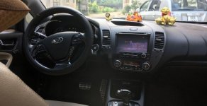 Kia Cerato 2016 - Chính chủ bán xe Kia Cerato sản xuất năm 2016, màu đen giá 530 triệu tại Vĩnh Phúc