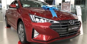 Hyundai Elantra 2019 - Bán xe Hyundai Elantra năm sản xuất 2019, màu đỏ giá cạnh tranh giá 580 triệu tại Long An
