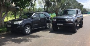 Toyota Fortuner 2011 - Cần bán gấp Toyota Fortuner năm sản xuất 2011, màu đen, giá tốt giá 595 triệu tại Bình Phước