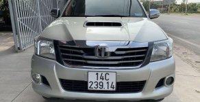 Toyota Hilux 2012 - Cần bán xe Toyota Hilux 2012, màu bạc, nhập khẩu chính hãng giá 420 triệu tại Quảng Ninh