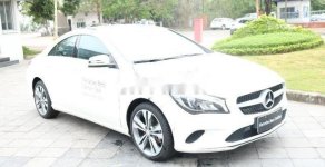 Mercedes-Benz CLA class 2017 - Cần bán Mercedes đời 2017, màu trắng xe gia đình, còn nguyên bản giá 1 tỷ 300 tr tại Hà Nội