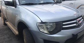 Mitsubishi Triton 2010 - Bán Mitsubishi Triton năm sản xuất 2010, màu bạc, nhập khẩu nguyên chiếc số sàn giá 285 triệu tại Đồng Nai