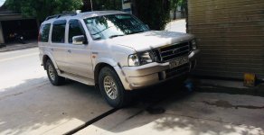 Ford Everest 2.5L 4x2 MT 2006 - Cần bán gấp Ford Everest 2.5L 4x2 MT đời 2006, màu hồng giá 250 triệu tại Nghệ An