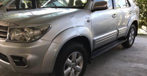 Toyota Fortuner 2009 - Cần bán Toyota Fortuner 2.5G đời 2009, màu bạc, giá 585tr giá 585 triệu tại Tiền Giang