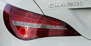 Mercedes-Benz CLA class 2015 - Cần bán lại xe Mercedes đời 2015, màu trắng, xe nhập chính hãng giá 968 triệu tại Hà Nội