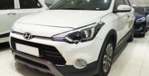 Hyundai i20 Active 2017 - Cần bán lại xe Hyundai i20 Active 1.4AT năm 2017, màu trắng, nhập khẩu nguyên chiếc số tự động giá 550 triệu tại Tp.HCM
