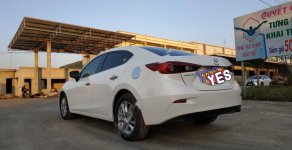 Mazda 3 1.5 AT 2016 - Cần bán Mazda 3 1.5 AT 2016, màu trắng  giá 530 triệu tại Thanh Hóa