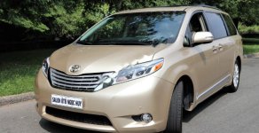 Toyota Sienna Limited 3.5 2013 - Bán Toyota Sienna Limited 3.5 đời 2013, màu vàng, xe nhập giá 2 tỷ 380 tr tại Tp.HCM