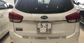 Kia Rondo GAT 2016 - Cần bán Kia Rondo GAT 2.0AT đời 2016, màu trắng số tự động giá 535 triệu tại Tp.HCM