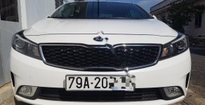 Kia Cerato MT 2018 - Bán xe Kia Cerato MT đời 2018, màu trắng chính chủ, giá 530tr giá 530 triệu tại Khánh Hòa